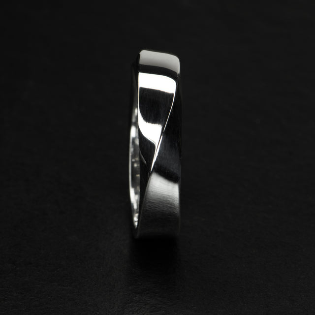 Silver Band - MOBIUS - AHW Studio