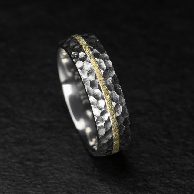 18K Hammered Band - ORE - AHW Studio