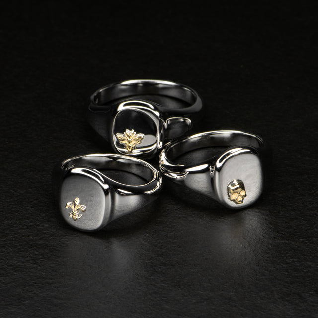 Crest Signet Ring - TALISMAN - AHW Studio