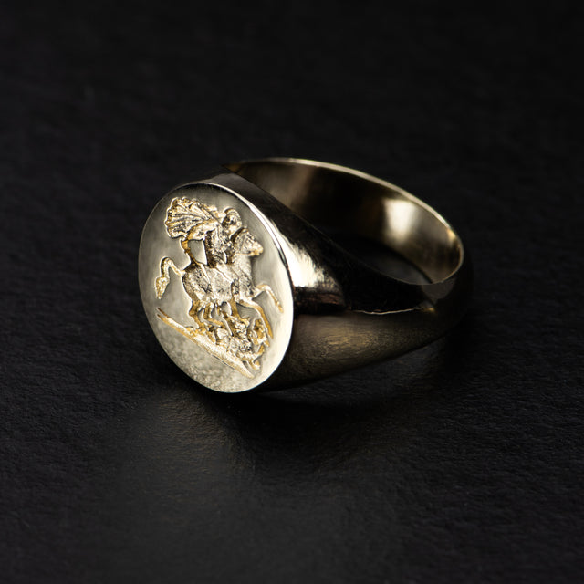 Personalised Signet Ring - WELLINGTON - AHW Studio