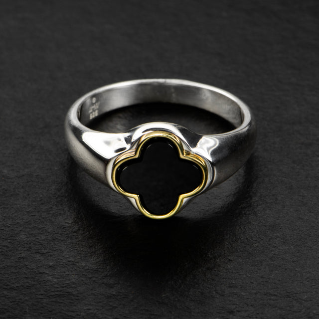 Clover Signet - QUATRE - AHW Studio