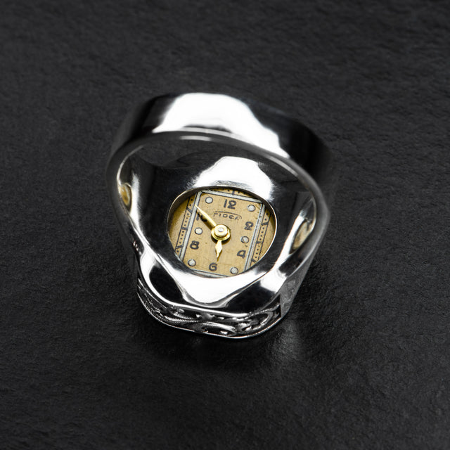 Antique Ruby Ring - DUKE - AHW Studio